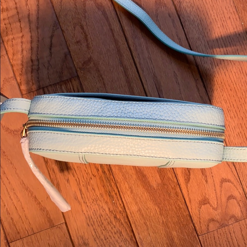 Fossil Jenna Crossbody Camera Bag NWT *Host Pick* - Picture 4 of 7